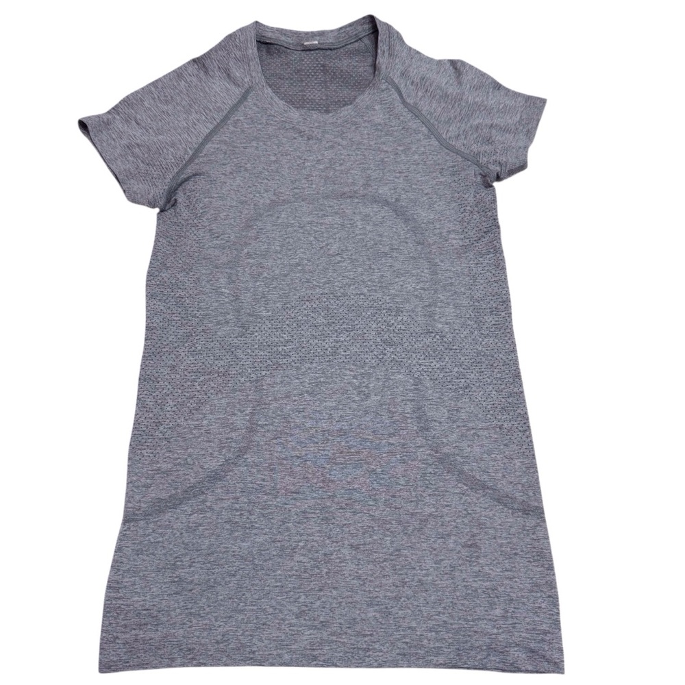 Lululemon Swiftly Tech Short Sleeve Crewneck Size 4 in Heathered Gray Black
